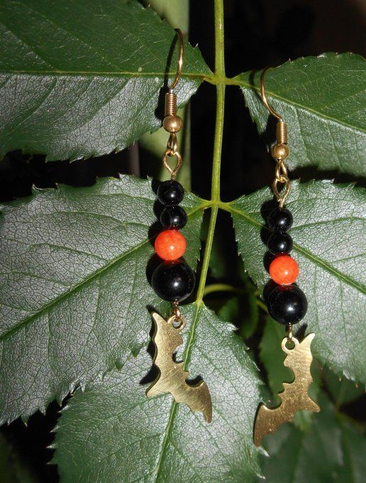 boucle-oreille-acier-inoxydable-agate-noire-jade-orange-chauve-souris-halloween-2