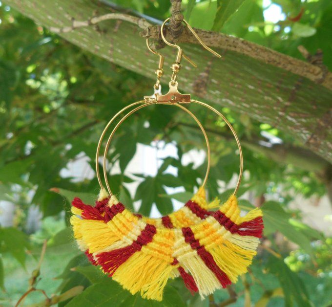 boucle-oreille-creole-macrame-jaune-bordeaux