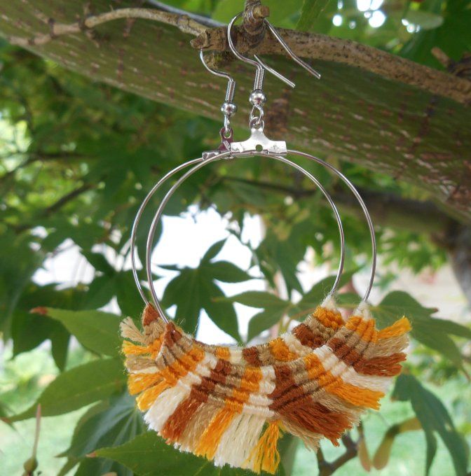 boucle-oreille-creole-macrame-marron-kaki-1