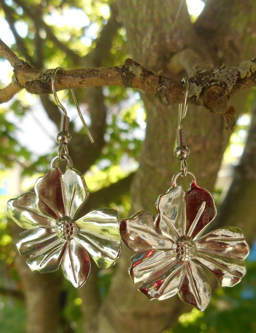 boucle_oreille_fleur_acier_inoxydable_3