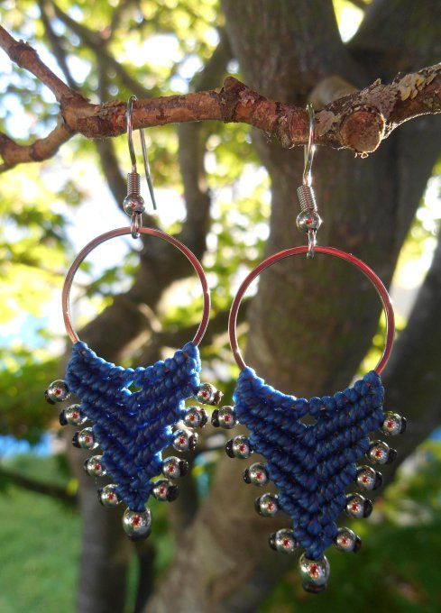 boucle_oreille_macrame_bleu_electrique_3