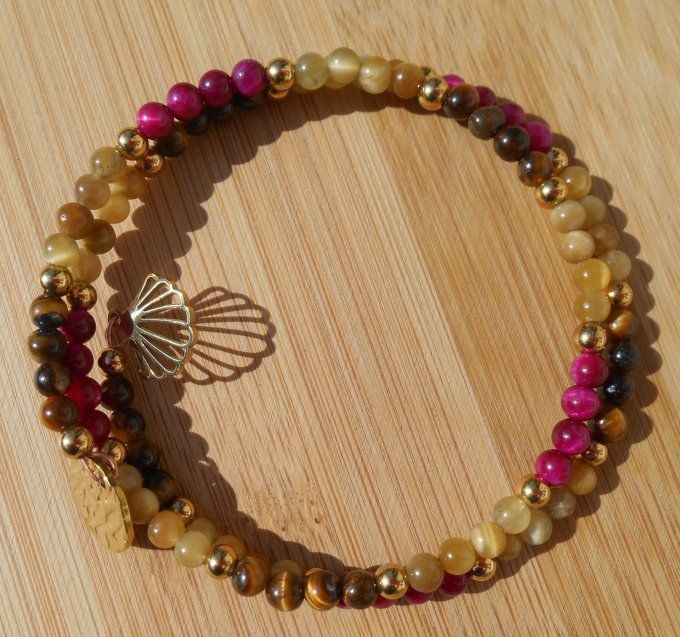 Bracelet œil de tigre de trois couleurs, perles et pampilles en acier inox. doré (Réf. BR 2ANJ26040)