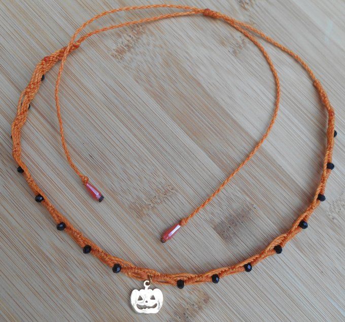 collier_halloween_orange_citrouille_acier_dore_1