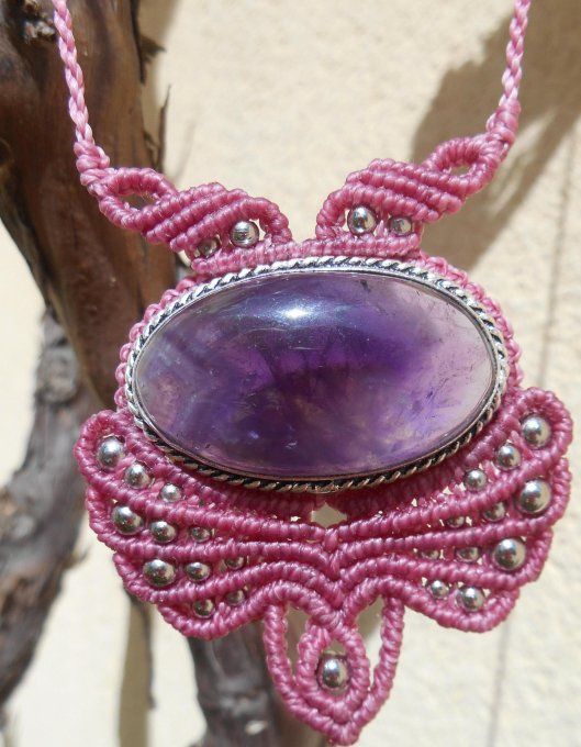 collier-medaillon-macrame-rose-amethyste-5