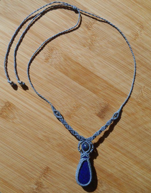 Collier bleu avec lapis-lazuli et acier inoxydable (Réf. CO 4325039)