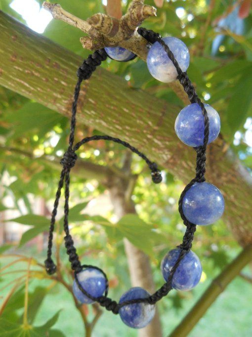Bracelet shamballa noir avec sodalite et acier inoxydable noir (Réf. BR 1624125)