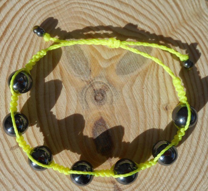 Bracelet shamballa jaune fluo avec hématites (réf. BR 1624126)