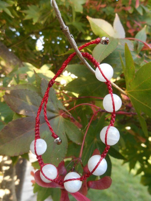 Bracelet shamballa rouge avec pierre de lune et acier inoxydable (Réf. BR 1724132)