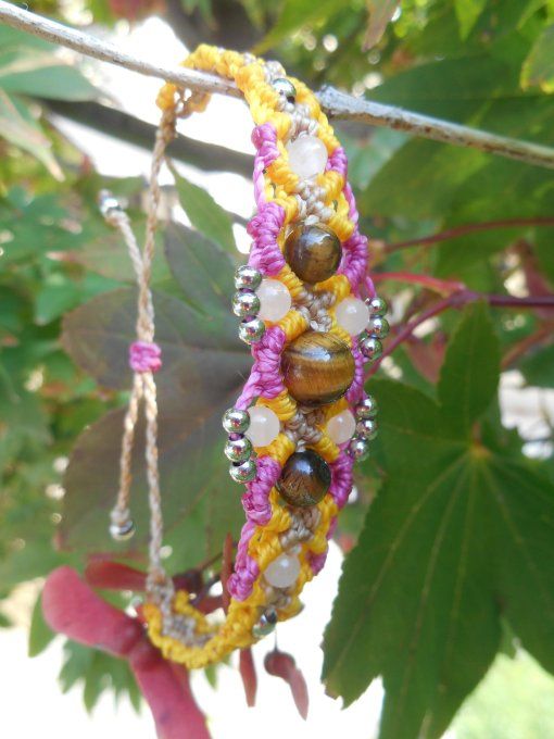 Bracelet fuschia/jaune avec œil de tigre, quartz rose et acier inox. (Réf. BR 2224155)