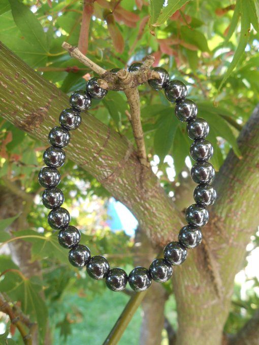 Bracelet élastiqué avec hématites (Réf. BR 3524180)