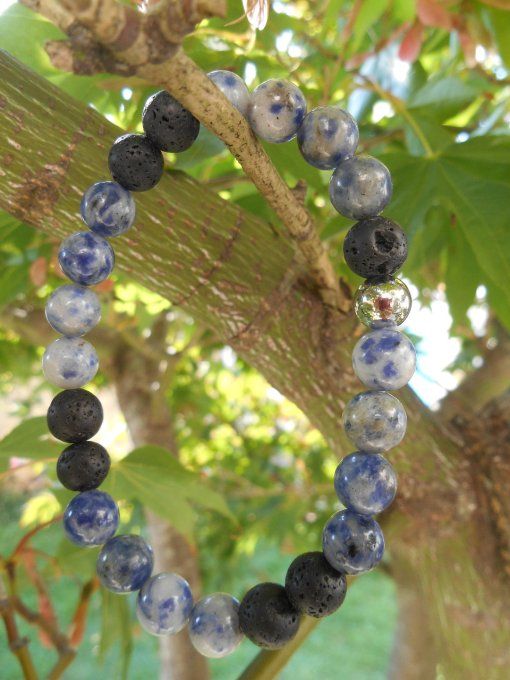 Bracelet élastiqué avec sodalite, pierre de lave et acier inoxydable (Réf. BR 3624185)