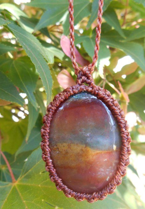 medaillon_macrame_marron_agate_indienne_4