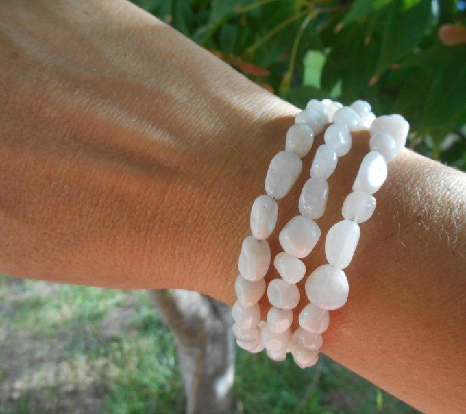 Bracelet avec pierre de lune et pampilles en acier inoxydable (Réf. BR ANJ25011)