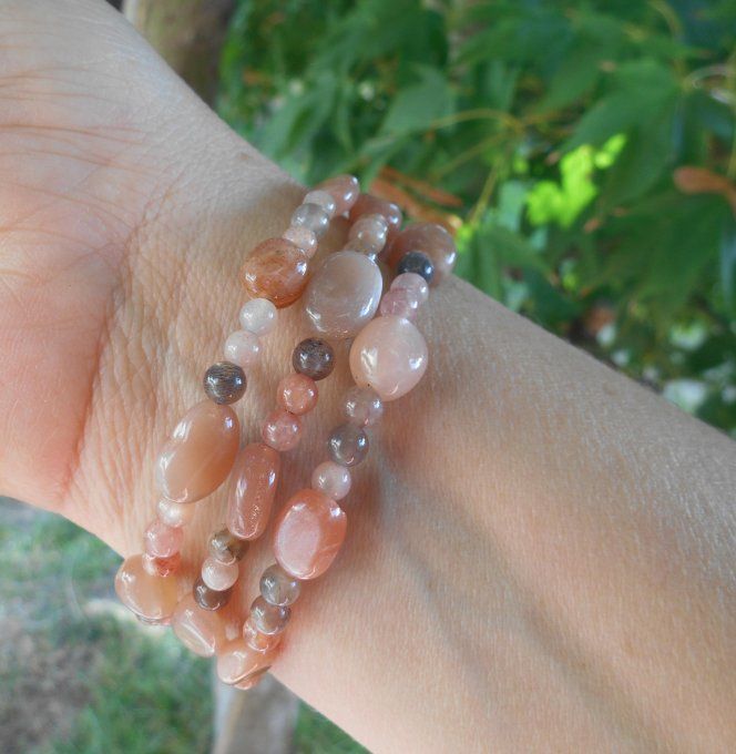 Bracelet acier avec pierre de soleil et pampilles en acier inoxydable (Réf. BR ANJ25009)