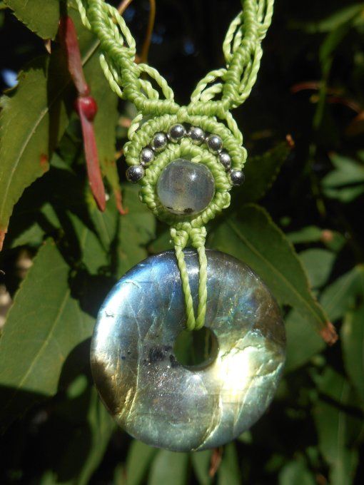 Collier vert clair avec labradorite et acier inoxydable (Réf. CO 4024194)