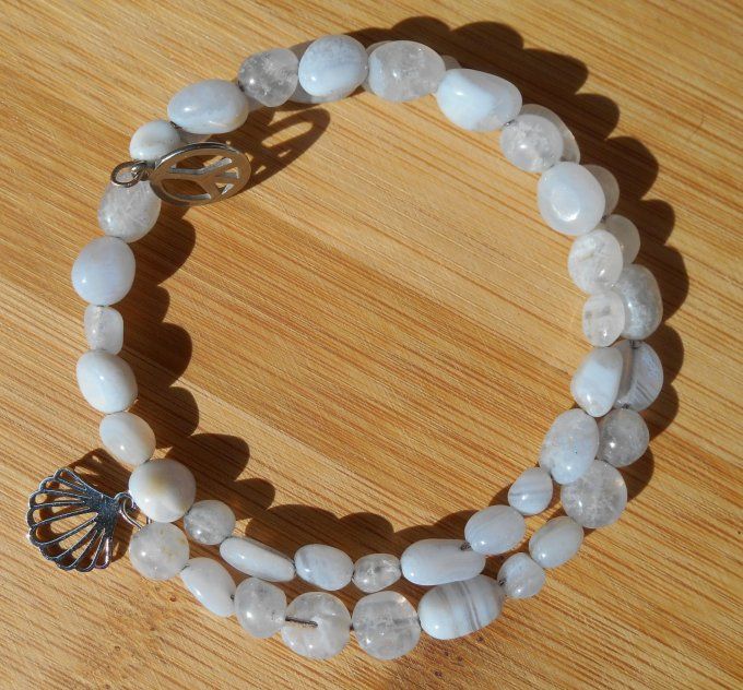 Bracelet avec agate violette et pampilles en acier inoxydable (Réf. BR ANJ25004)
