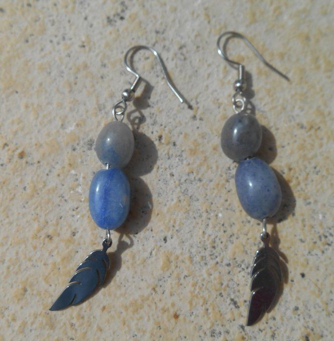 Boucles d’oreilles en acier inoxydable avec aventurine bleue et feuille (réf. BO 3224064)