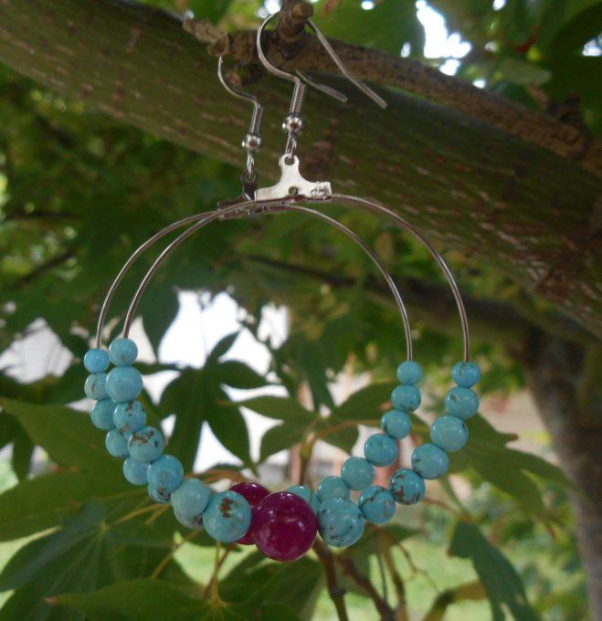 Créoles en acier inoxydable avec turquoise bleue et tourmaline rose (Réf. BO 2524066)