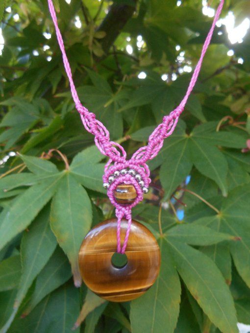 Collier avec tissage fuschia, œil de tigre et acier inoxydable (Réf. CO 3824187)